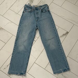 Levi Ribcage straight ankle size 27 (28 inseam)